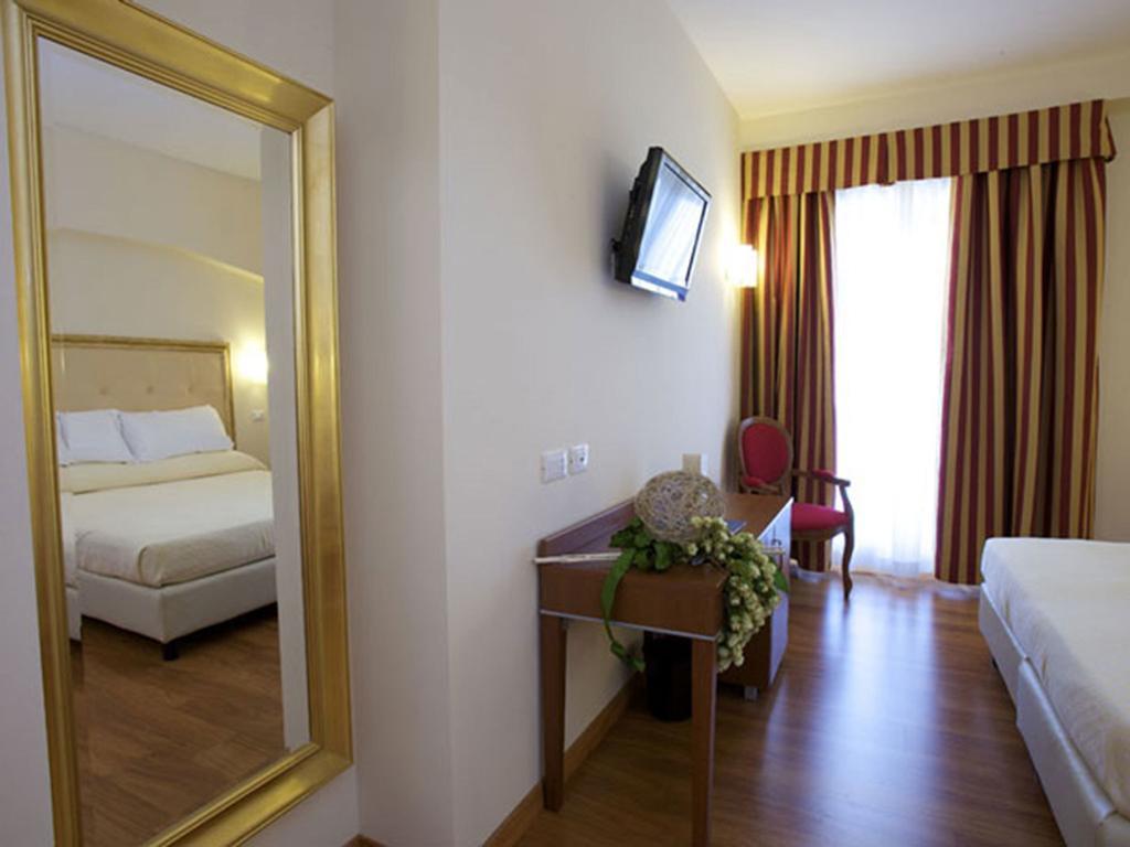 Giotto Hotel & Spa Assisi Phòng bức ảnh